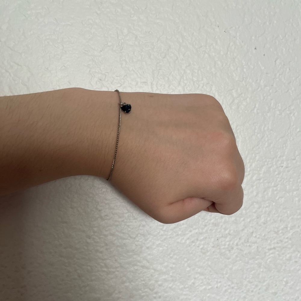 Brandy Melville Navy Heart Silver Bracelet